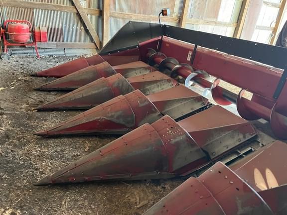 Image of Case IH 1063 equipment image 4