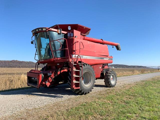 Image of Case IH 2388 equipment image 4