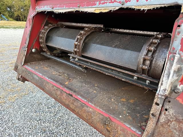 Image of Case IH 2388 equipment image 3