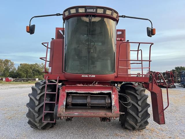 Image of Case IH 2388 equipment image 2