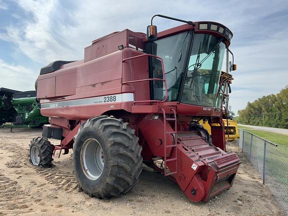 Image of Case IH 2388 equipment image 2