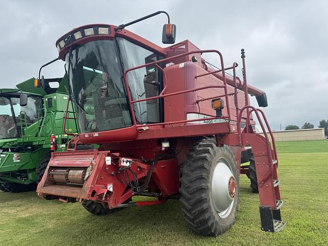 Image of Case IH 2388 equipment image 2