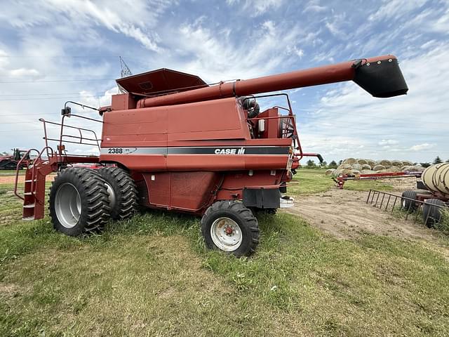 Image of Case IH 2388 equipment image 3