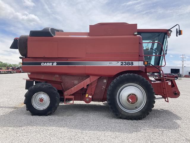 Image of Case IH 2388 equipment image 1