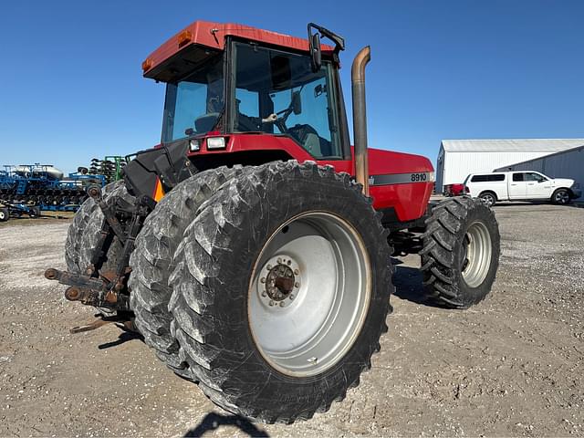 Image of Case IH 8910 equipment image 2