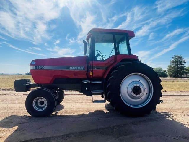 Image of Case IH 8920 equipment image 1