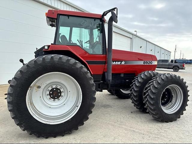 Image of Case IH 8920 equipment image 2