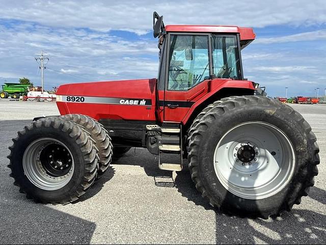 Image of Case IH 8920 equipment image 2