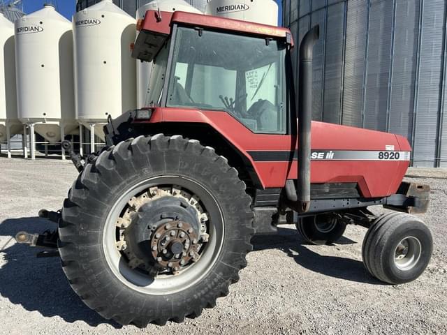 Image of Case IH 8920 equipment image 4