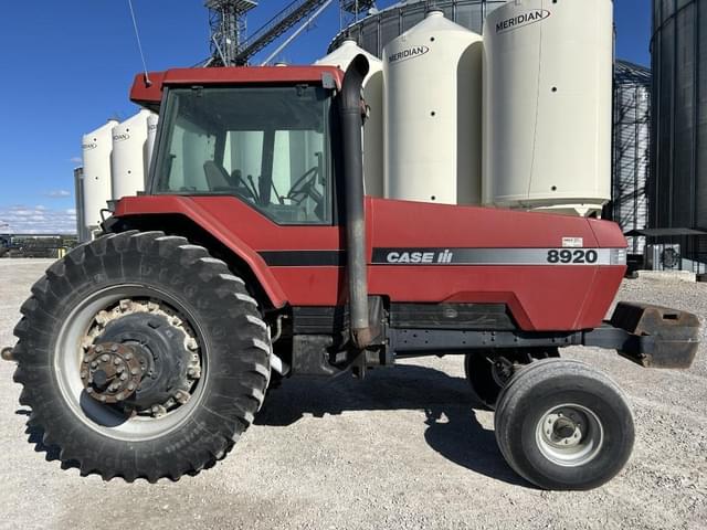 Image of Case IH 8920 equipment image 2