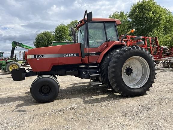 Image of Case IH 8920 equipment image 2