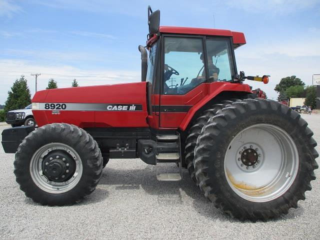 Image of Case IH 8920 equipment image 2