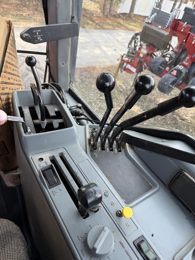 Image of Case IH 8940 equipment image 4