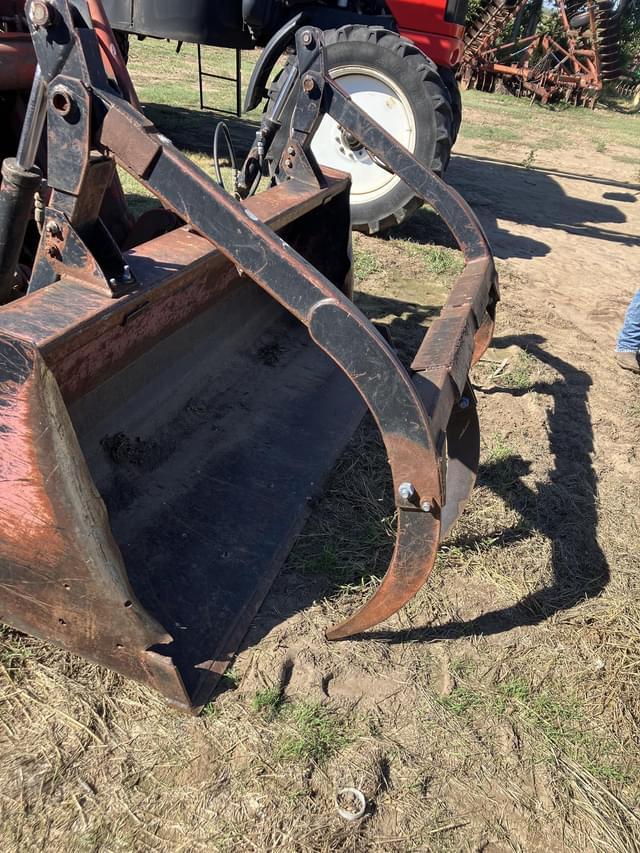 Image of Case IH Maxxum 120 equipment image 1