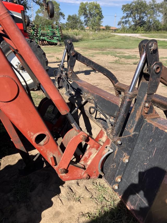 Image of Case IH Maxxum 120 equipment image 3