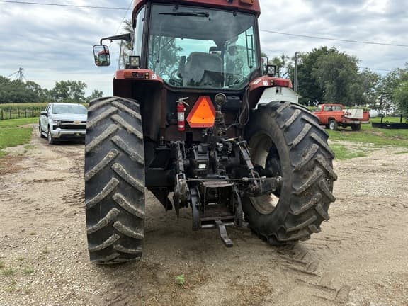 Image of Case IH MX110 equipment image 4