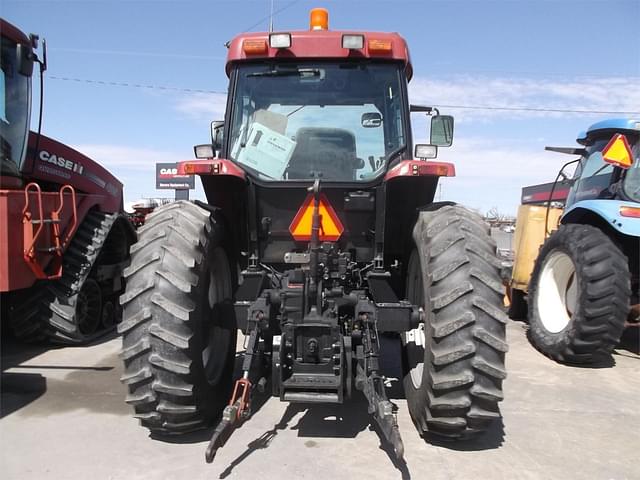 Image of Case IH MX135 equipment image 4