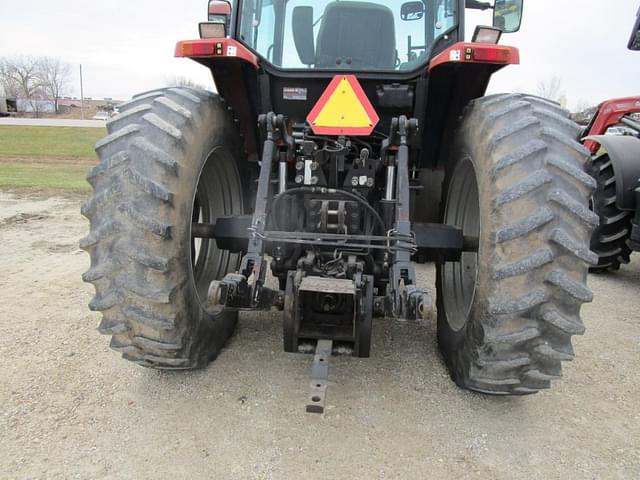 Image of Case IH MX170 equipment image 4