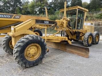 Main image Caterpillar 140H