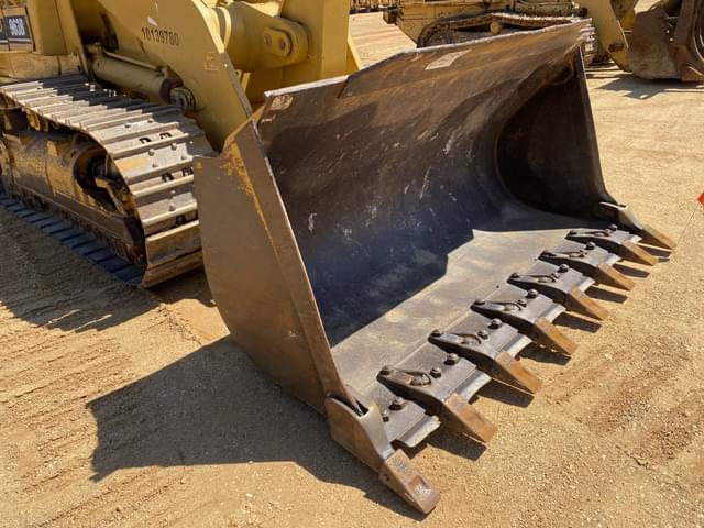 Image of Caterpillar 963B equipment image 4