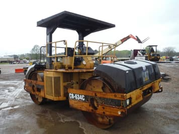 Main image Caterpillar CB634C