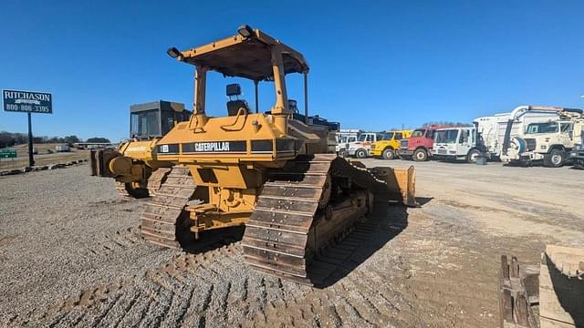 Image of Caterpillar D6M LGP equipment image 2