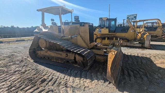 Image of Caterpillar D6M LGP equipment image 1