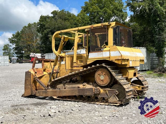 Image of Caterpillar D6R XL equipment image 2