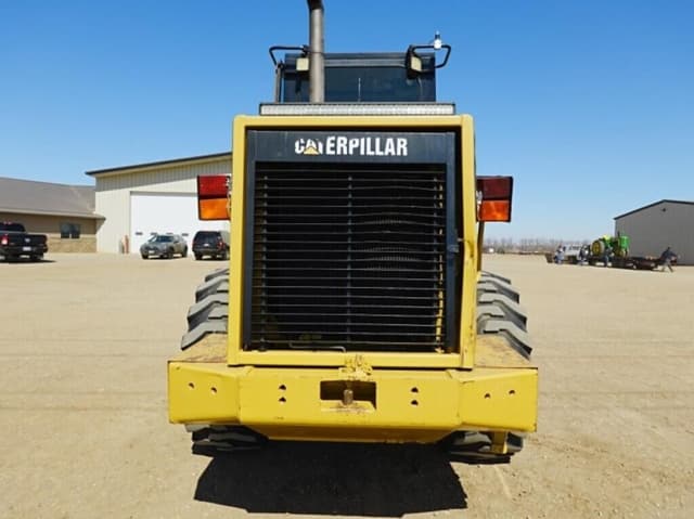 Image of Caterpillar IT28F equipment image 3