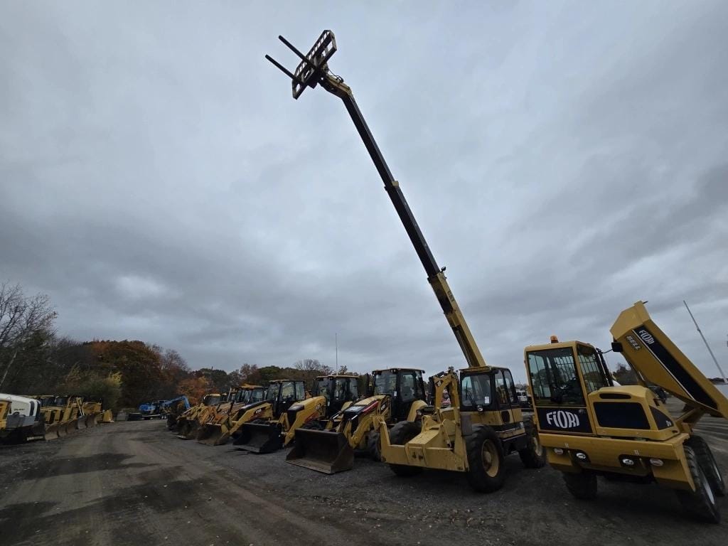 1998 Caterpillar TH83 Equipment Image0