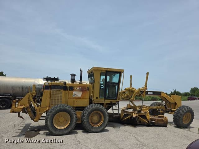 Image of Caterpillar 140H equipment image 3