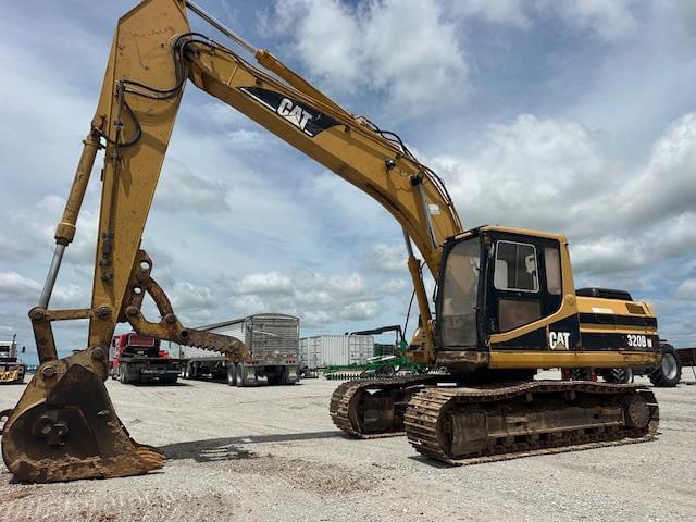 Image of Caterpillar 320 Primary image