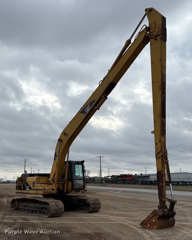 Image of Caterpillar 322BL equipment image 2