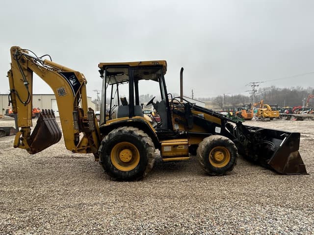 Image of Caterpillar 426C equipment image 3