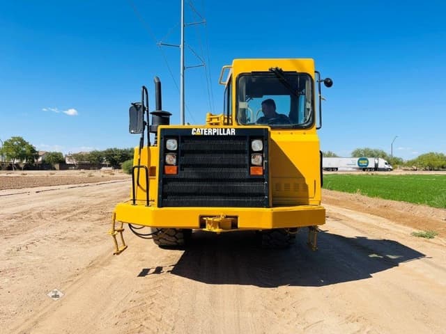 Image of Caterpillar 613C Series II equipment image 2