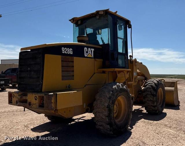 Image of Caterpillar 928G equipment image 4
