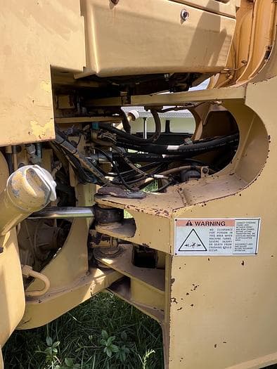 Image of Caterpillar 960F equipment image 3