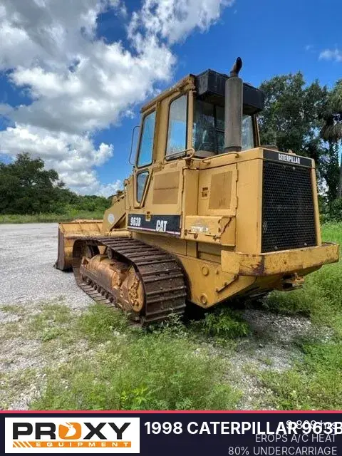 Image of Caterpillar 963B equipment image 3