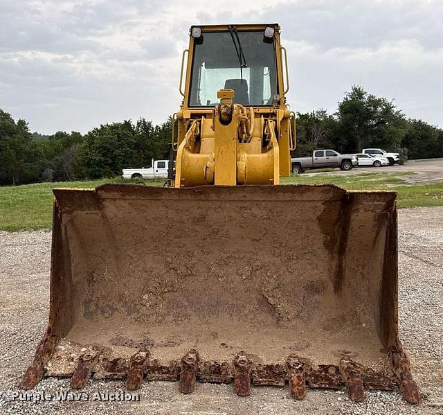 Image of Caterpillar 963B equipment image 1