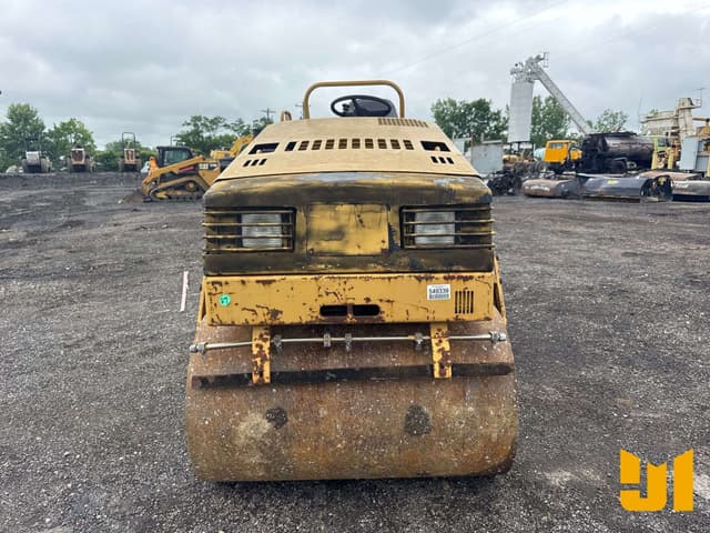 Image of Caterpillar CB224C equipment image 1