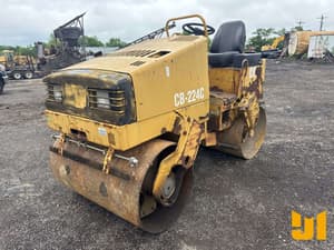 1998 Caterpillar CB224C Image