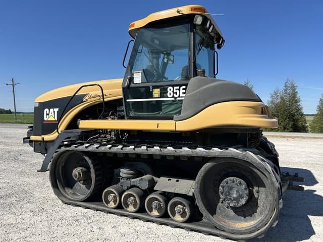 Image of Challenger 85E equipment image 4