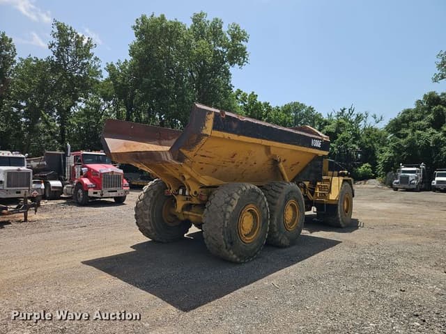 Image of Caterpillar D300E equipment image 4