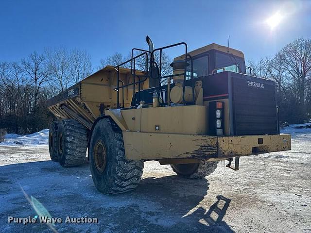 Image of Caterpillar D400E equipment image 2