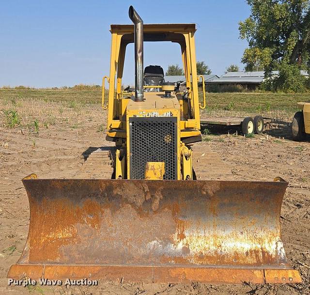 Image of Caterpillar D4C equipment image 1