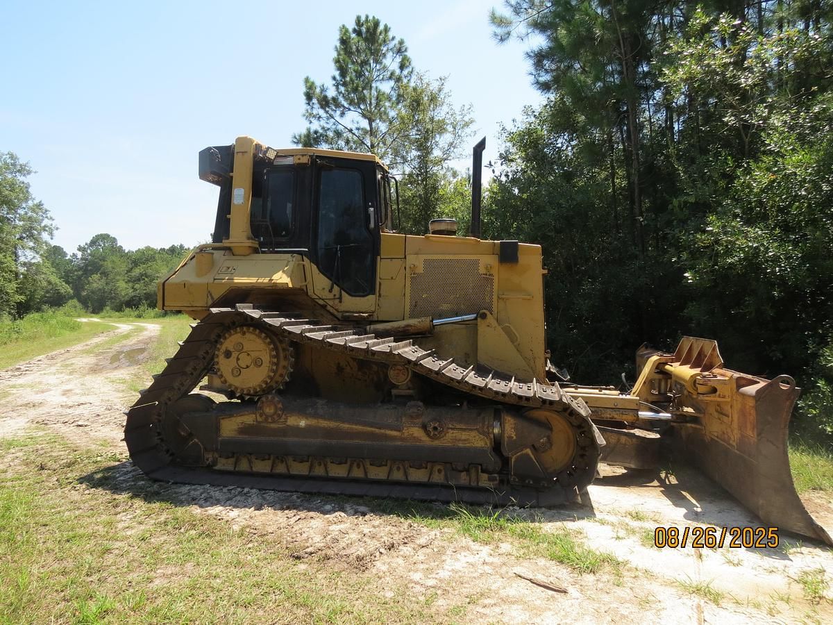 1998 Caterpillar D6M LGP Equipment Image0