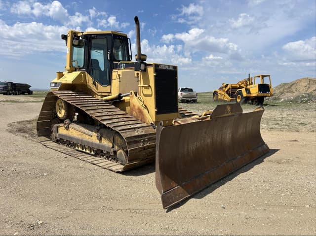 Image of Caterpillar D6M LGP equipment image 2