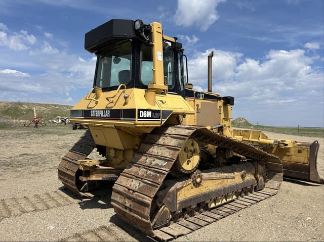 Image of Caterpillar D6M LGP equipment image 4