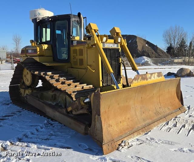 Image of Caterpillar D6R LGP equipment image 2