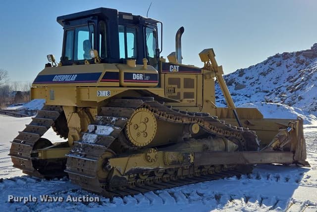 Image of Caterpillar D6R LGP equipment image 4
